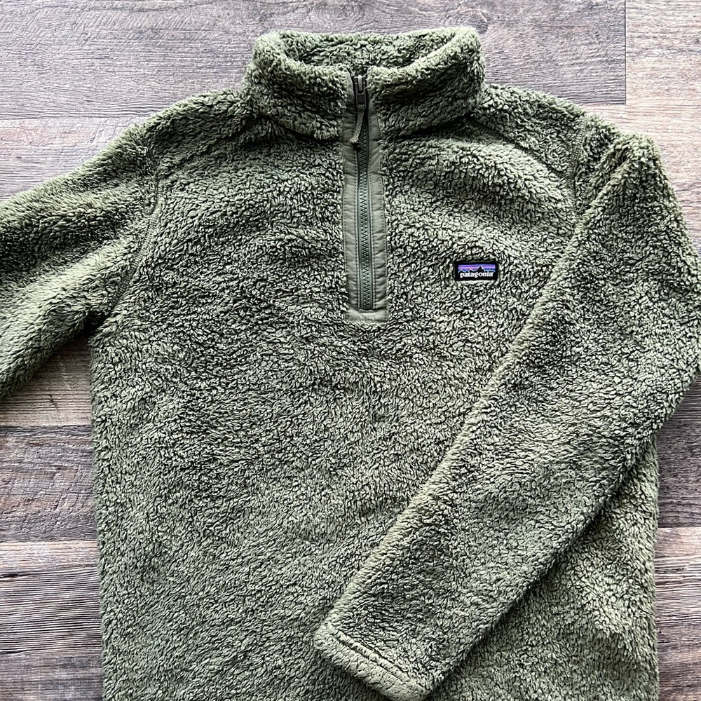 Forest green Patagonia sherpa